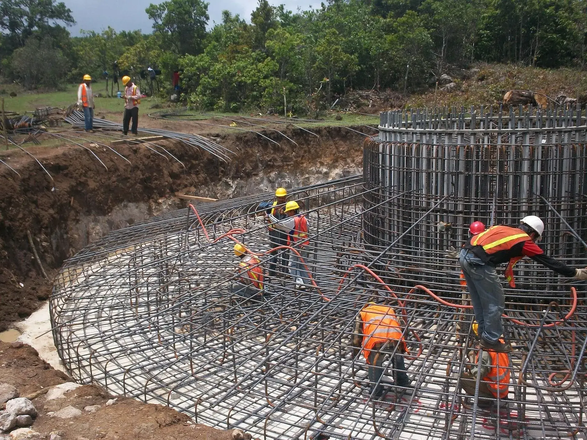 foundation-concrete-contractors-basement-foundation-work